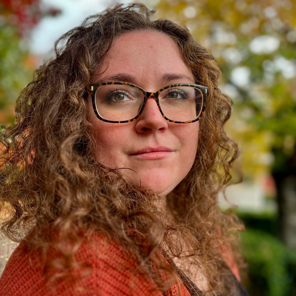 Meet your Posher, Kayla
